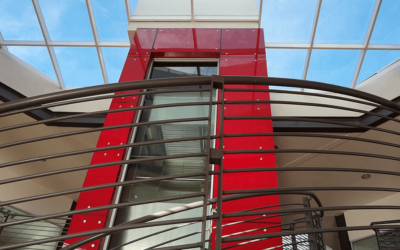 CENTRO COMERCIAL PLAZA ROBLE